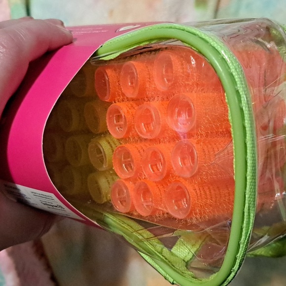 Retro Curl Love Self grip rollers plus case - Picture 3 of 3